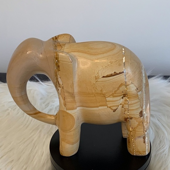 Handcrafted marble Elephant Sculpture - Picture 3 of 13